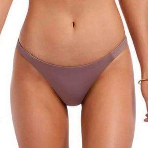 Vitamin A Carmen Bottom